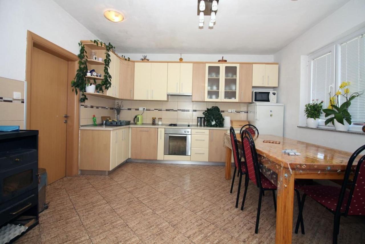 4 Bedroom Apartment In Tisno Ngoại thất bức ảnh