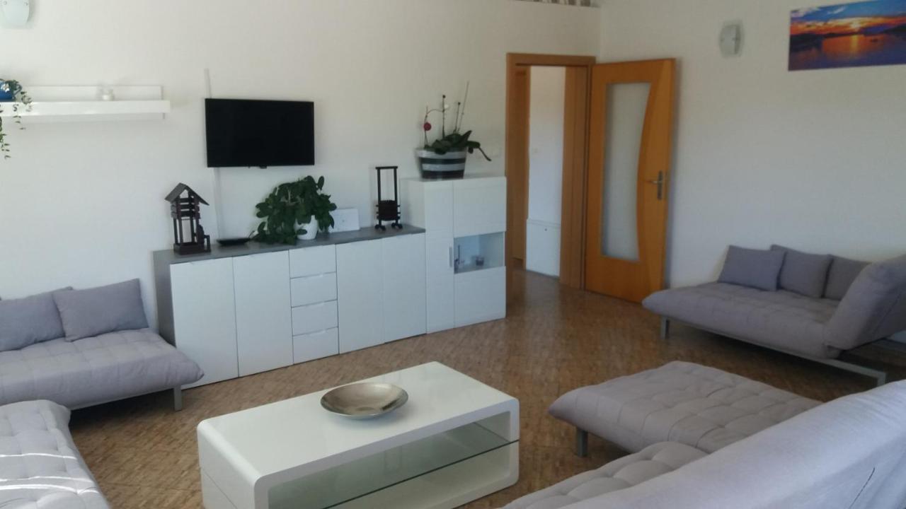 4 Bedroom Apartment In Tisno Ngoại thất bức ảnh