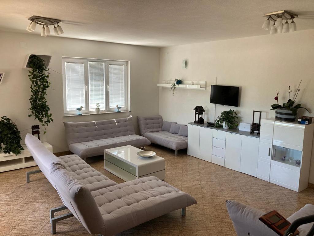 4 Bedroom Apartment In Tisno Ngoại thất bức ảnh